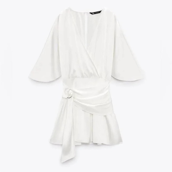 Zara SATIN EFFECT SHORT JUMPSUIT WHITE - Picture 2 of 4